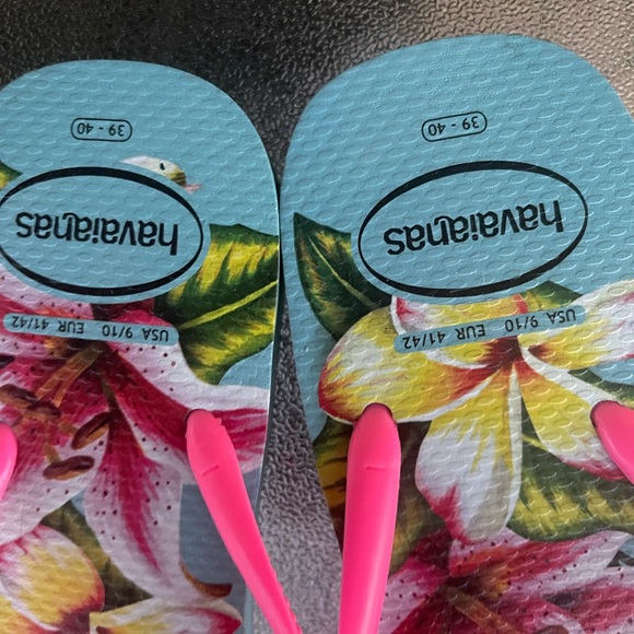 Havaianas Flip Flops pre owned  Size 9-10 - Picture 3 of 6